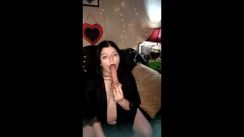 Lia online show from February 24, 2026, 11:30 am