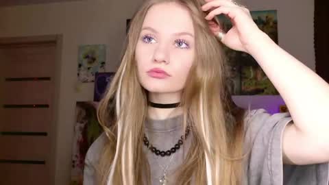 Eva online show from April 7, 2026, 6:19 pm