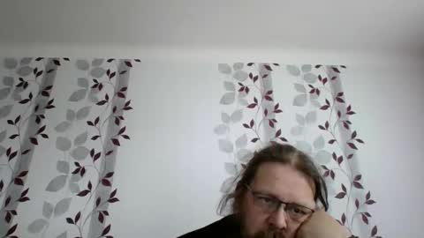 ask me online show from April 19, 2026, 10:14 am