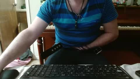 Snapshot of metalsharkk chatting on January 31, 2025, 11:24 am metalsharkk online show from January 31, 2025, 11:24 am