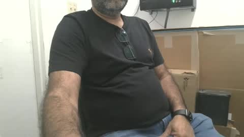 Snapshot of metter26 chatting on June 11, 2026, 5:11 pm atx guy online show from June 11, 2026, 5:11 pm