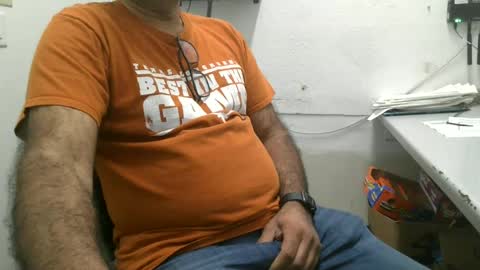 Snapshot of metter26 chatting on June 18, 2026, 1:15 pm atx guy online show from June 18, 2026, 1:15 pm
