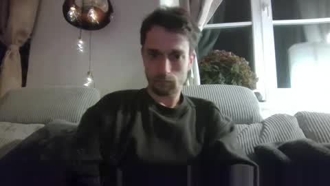 Snapshot of mew_606 chatting on May 15, 2026, 9:44 pm mew online show from May 15, 2026, 9:44 pm