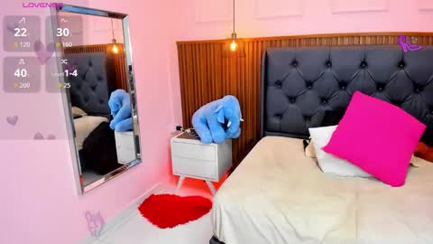 meylagia online show from February 20, 2026, 6:26 am