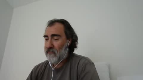 DaddyBear4U online show from May 6, 2026, 10:48 pm