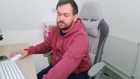 mg-of online show from November 5, 2025, 10:15 am