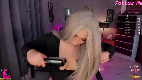 Snapshot of mhia_devil chatting on November 16, 2025, 7:58 am miss devil online show from November 16, 2025, 7:58 am