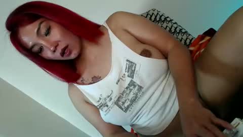 Snapshot of mi_amor18 chatting on October 5, 2025, 5:06 am Hera online show from October 5, 2025, 5:06 am