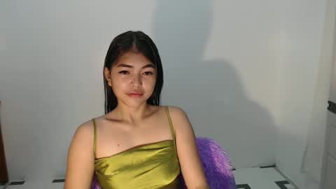 mia online show from February 19, 2025, 8:22 am