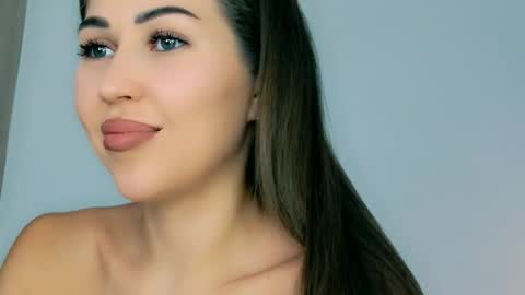 Mia Martskaya online show from April 12, 2026, 11:04 am