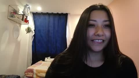 Snapshot of mia_112022 chatting on December 6, 2024, 9:24 pm Mia zoe online show from December 6, 2024, 9:24 pm
