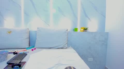 Snapshot of mia_becke chatting on January 30, 2025, 7:59 pm Mia online show from January 30, 2025, 7:59 pm