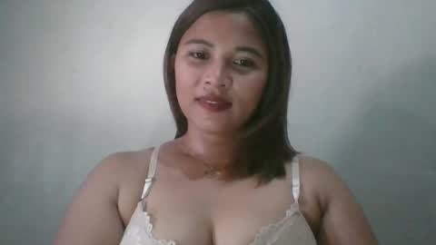 Snapshot of mia_bella04 chatting on March 11, 2025, 2:21 am mia_bella04 online show from March 11, 2025, 2:21 am