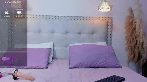 MIA help me get to 25 hands up online show from March 3, 2026, 3:12 am