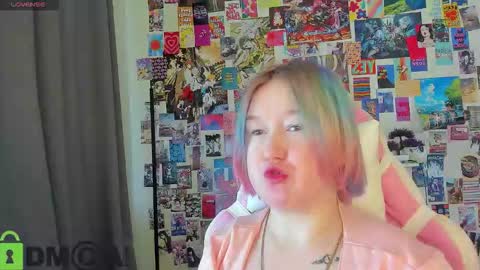 Mia online show from January 7, 2026, 3:20 am