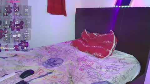 Snapshot of mia_fernand chatting on July 14, 2026, 2:05 am mia_fernand online show from July 14, 2026, 2:05 am