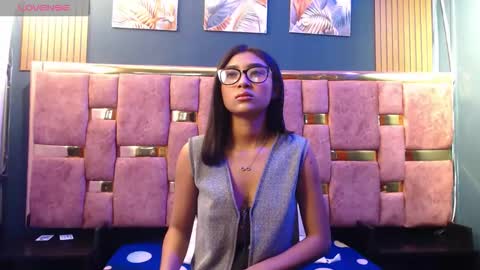 Snapshot of mia_konor06 chatting on May 11, 2026, 10:43 am Mia. online show from May 11, 2026, 10:43 am