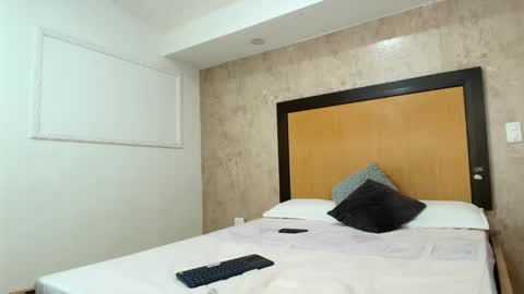Snapshot of mia_lopez52 chatting on February 9, 2025, 12:52 pm MIALOPEZ . Y . online show from February 9, 2025, 12:52 pm