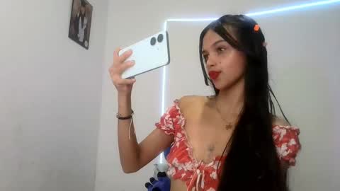 Snapshot of mia_lucy_21 chatting on November 4, 2025, 7:46 pm mia lucy 21 online show from November 4, 2025, 7:46 pm