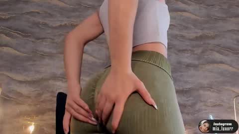 Snapshot of mia_luxor chatting on March 22, 2026, 11:46 am mia_luxor online show from March 22, 2026, 11:46 am