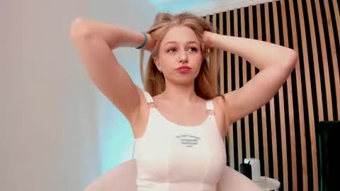 Mia here Appreciate your support online show from February 23, 2025, 2:25 pm