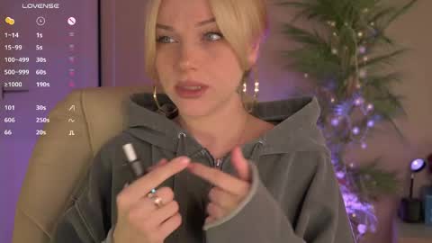 Snapshot of mia_milagros chatting on May 22, 2026, 1:13 am mia_milagros online show from May 22, 2026, 1:13 am