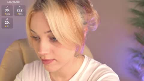 Snapshot of mia_milagros chatting on July 15, 2026, 7:46 am mia_milagros online show from July 15, 2026, 7:46 am