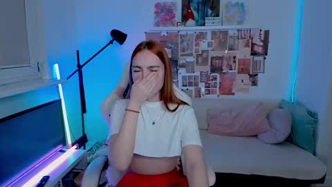 Mia online show from February 7, 2026, 2:15 am