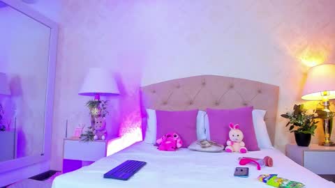 Snapshot of mia_montess chatting on March 18, 2026, 6:11 pm mia montess online show from March 18, 2026, 6:11 pm