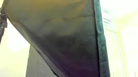 Snapshot of mia_montess chatting on March 23, 2026, 4:33 pm mia montess online show from March 23, 2026, 4:33 pm