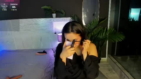 Snapshot of mia_noiir chatting on July 2, 2026, 3:56 am Mia online show from July 2, 2026, 3:56 am