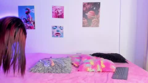 Snapshot of mia_purplee chatting on September 16, 2025, 3:18 am mia_purplee online show from September 16, 2025, 3:18 am