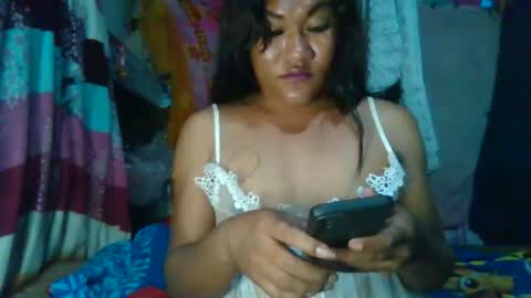 Snapshot of mia_revita chatting on February 28, 2026, 10:05 am mia_revita online show from February 28, 2026, 10:05 am