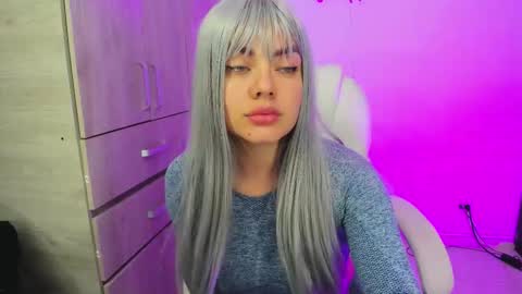 Snapshot of mia_rise chatting on November 5, 2025, 2:55 am Mia online show from November 5, 2025, 2:55 am