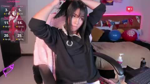 Snapshot of mia_rousseau chatting on July 10, 2026, 3:44 am MIA online show from July 10, 2026, 3:44 am