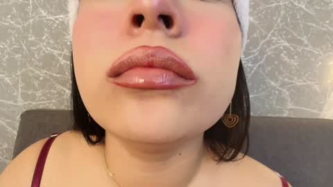 Mia Roux online show from December 30, 2024, 1:26 am