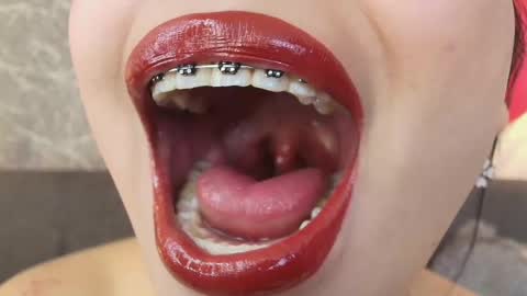 Mia Roux online show from February 20, 2025, 10:26 pm