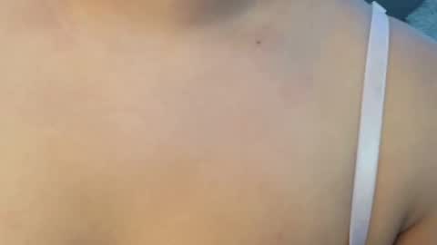 Mia Roux online show from September 17, 2025, 7:59 pm