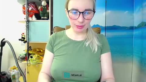 Snapshot of mia_sunnyy chatting on February 8, 2026, 12:41 pm Mia. online show from February 8, 2026, 12:41 pm