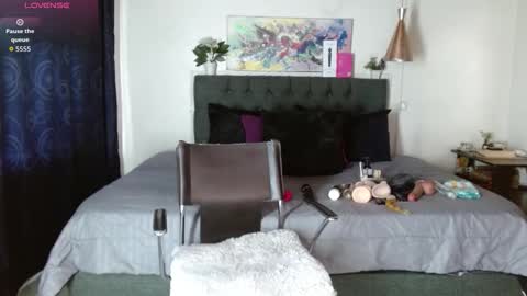 Snapshot of mia_velvet1 chatting on October 5, 2025, 2:15 pm MIA online show from October 5, 2025, 2:15 pm