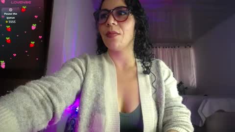 Snapshot of mia_velvet1 chatting on March 28, 2026, 12:05 pm MIA online show from March 28, 2026, 12:05 pm