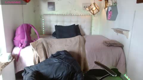 Snapshot of mia_velvet1 chatting on April 11, 2026, 1:26 pm MIA online show from April 11, 2026, 1:26 pm