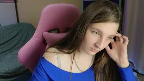 Snapshot of mia_weawer chatting on November 30, 2025, 10:19 am Mia online show from November 30, 2025, 10:19 am