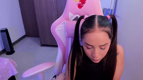 mia  nicolle online show from February 22, 2025, 2:17 am