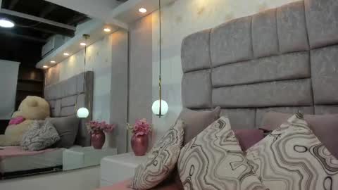 Snapshot of miaa_diamondd1 chatting on July 24, 2026, 12:36 pm Mia online show from July 24, 2026, 12:36 pm