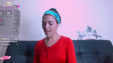 Mia online show from December 26, 2024, 2:37 pm