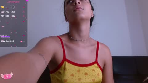 Mia online show from January 21, 2025, 11:46 am