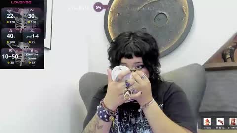 Snapshot of miaamane chatting on March 10, 2026, 1:05 pm Mia online show from March 10, 2026, 1:05 pm
