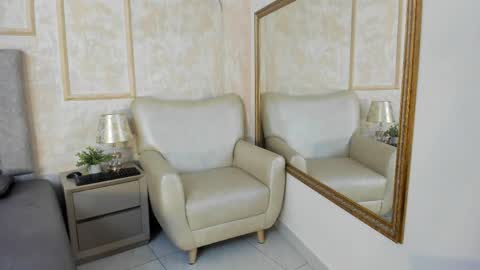 Miaasummer online show from April 2, 2026, 11:52 am