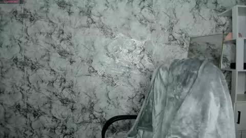 Mia online show from March 9, 2026, 6:45 pm